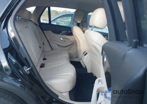 2019 Mercedes-Benz Glc 300 from USA, damaged, VIN WDC0G4JB3KV139901